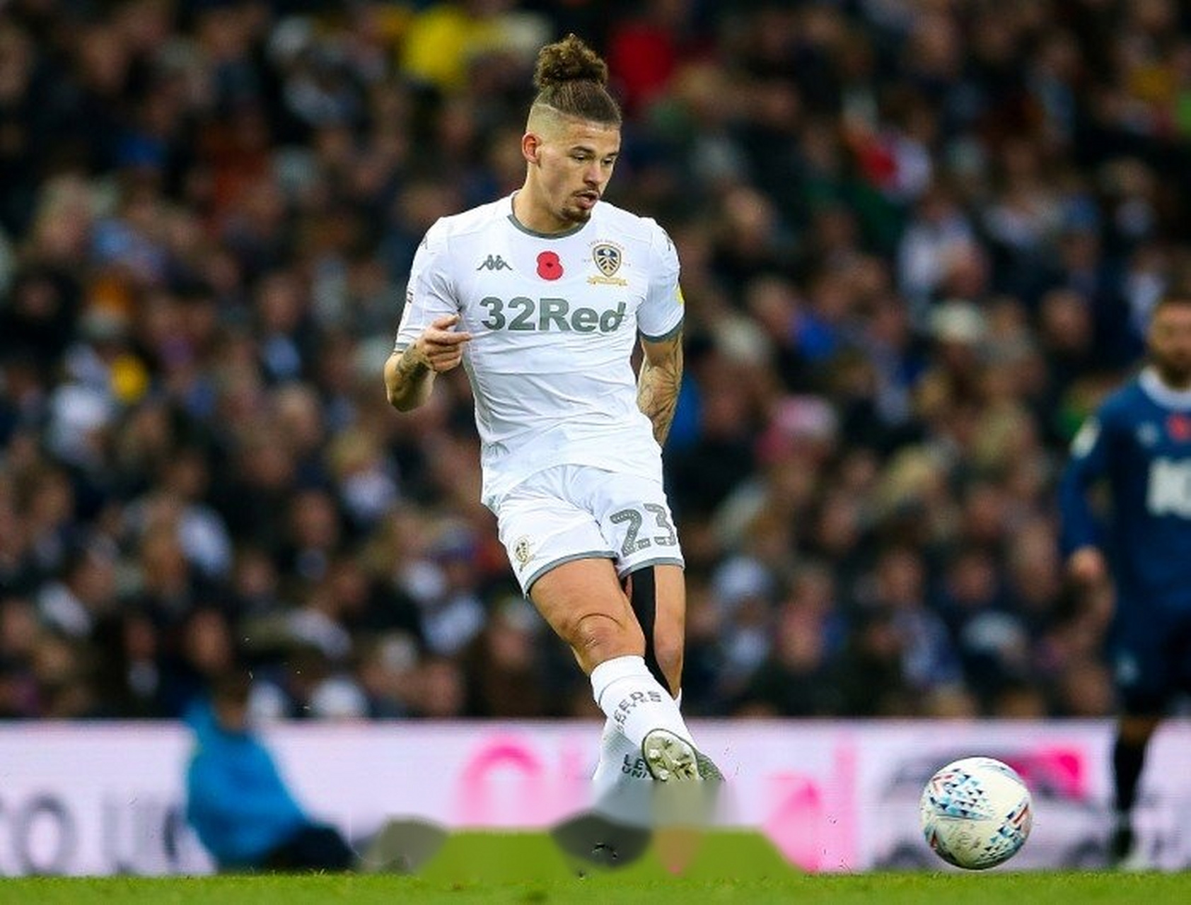 利兹联边锋破门取胜，继续保持不败(利兹联球员介绍)